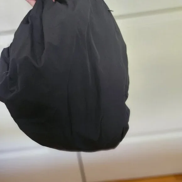 COS Elegant Black Crossbody Bag - Picture 7 of 8